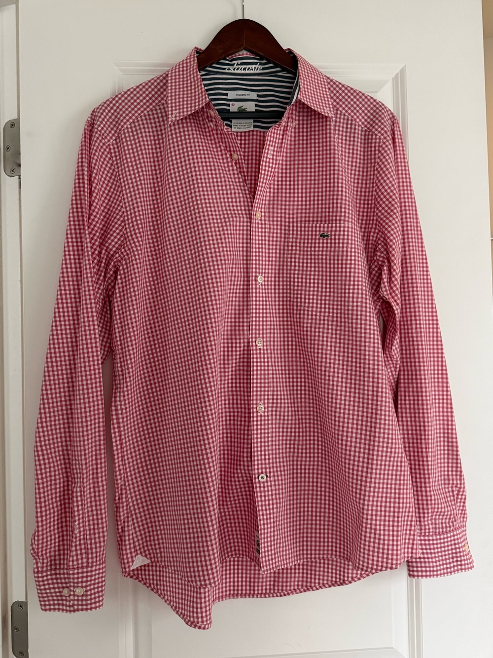 Lacoste Men’s Red Gingham Long-Sleeve Button-Down Shirt, size 42, Large